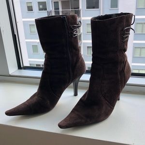 Vintage Nine West Suede Boots